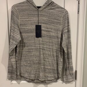 NEW VRST mens hooded long sleeve shirt Medium